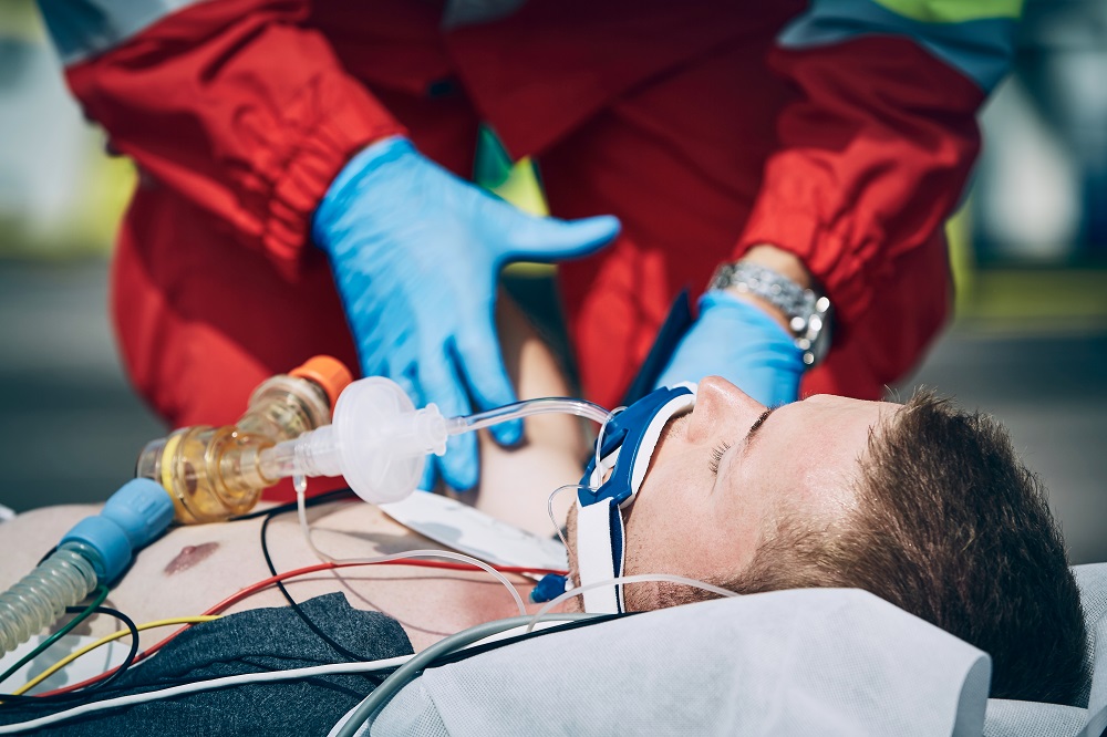 How To Administer Oxygen in An Emergency Situation
